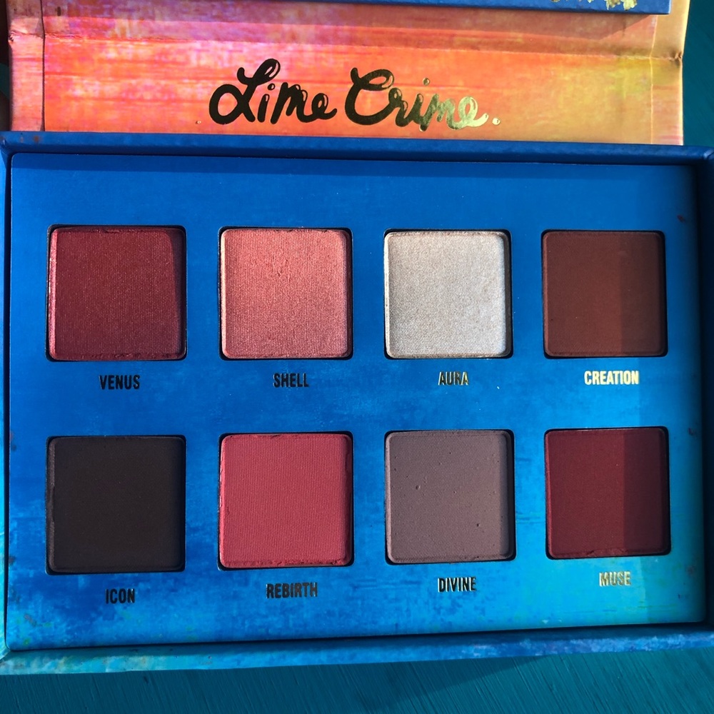 Venus Eyeshadow Pallete